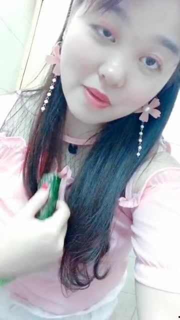 娱乐吃瓜女朋友是谁,她是哪位神秘人物?